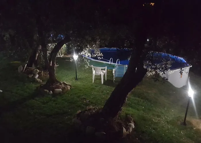 Il Borgo Dei Pini Apartmán